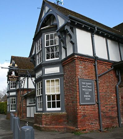 The Talbot And Apartment Iwerne Minster Buitenkant foto
