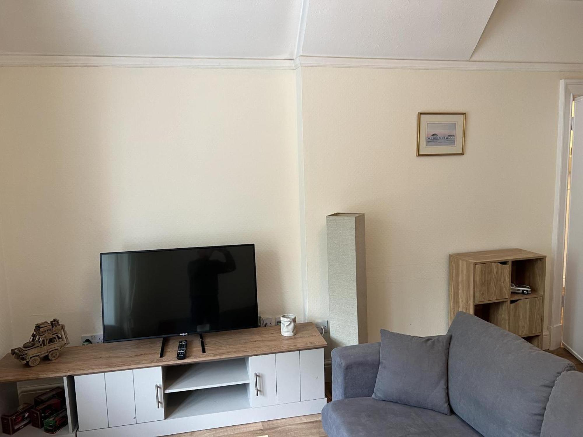 The Talbot And Apartment Iwerne Minster Buitenkant foto