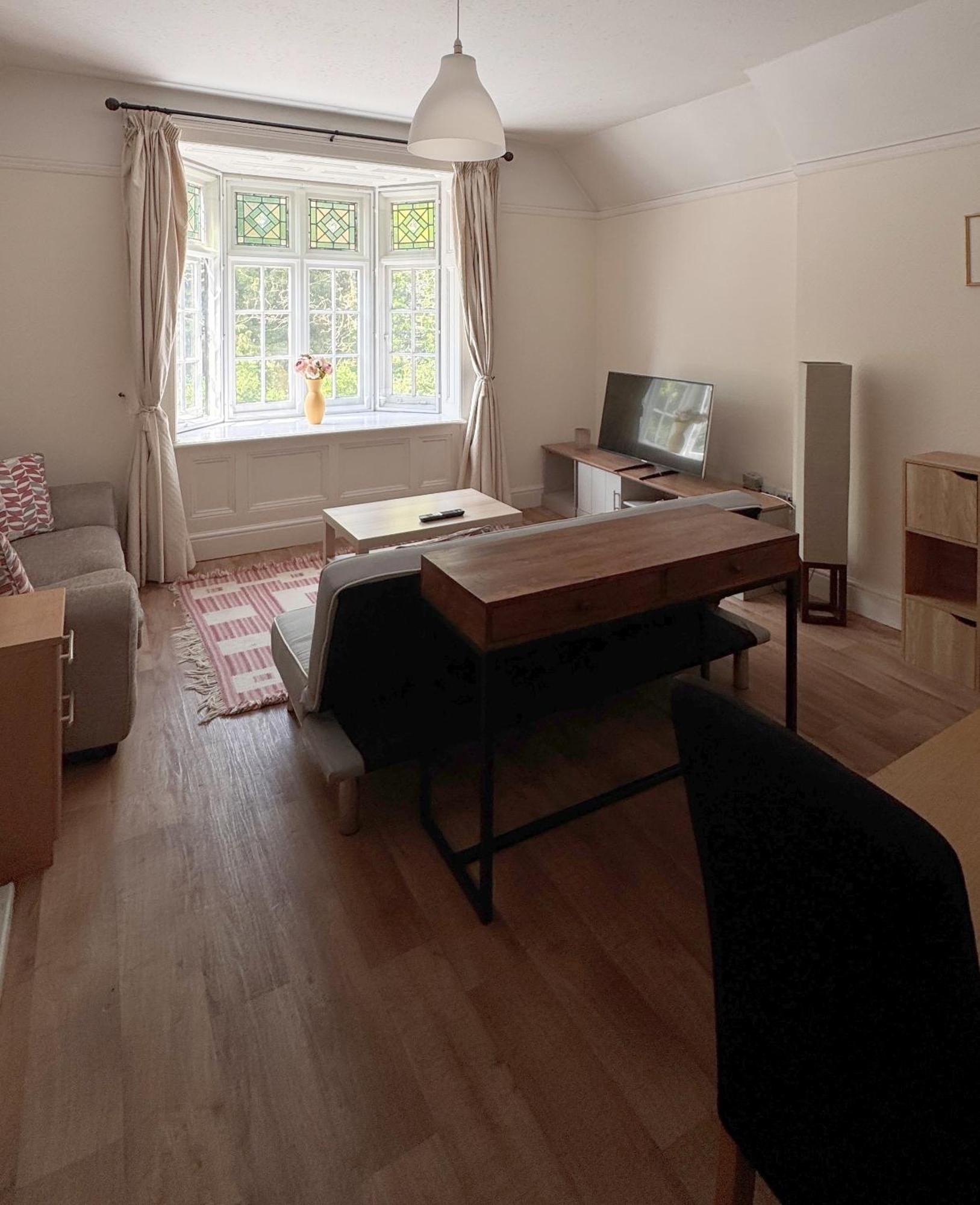 The Talbot And Apartment Iwerne Minster Buitenkant foto